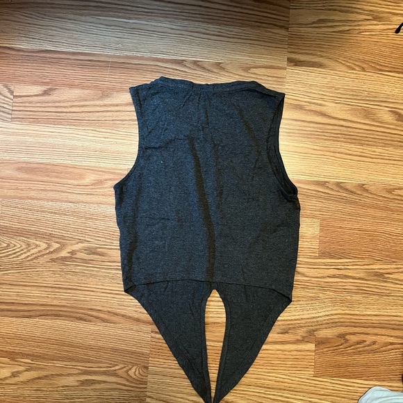 Dynamite front tie Tank - Picture 2 of 3